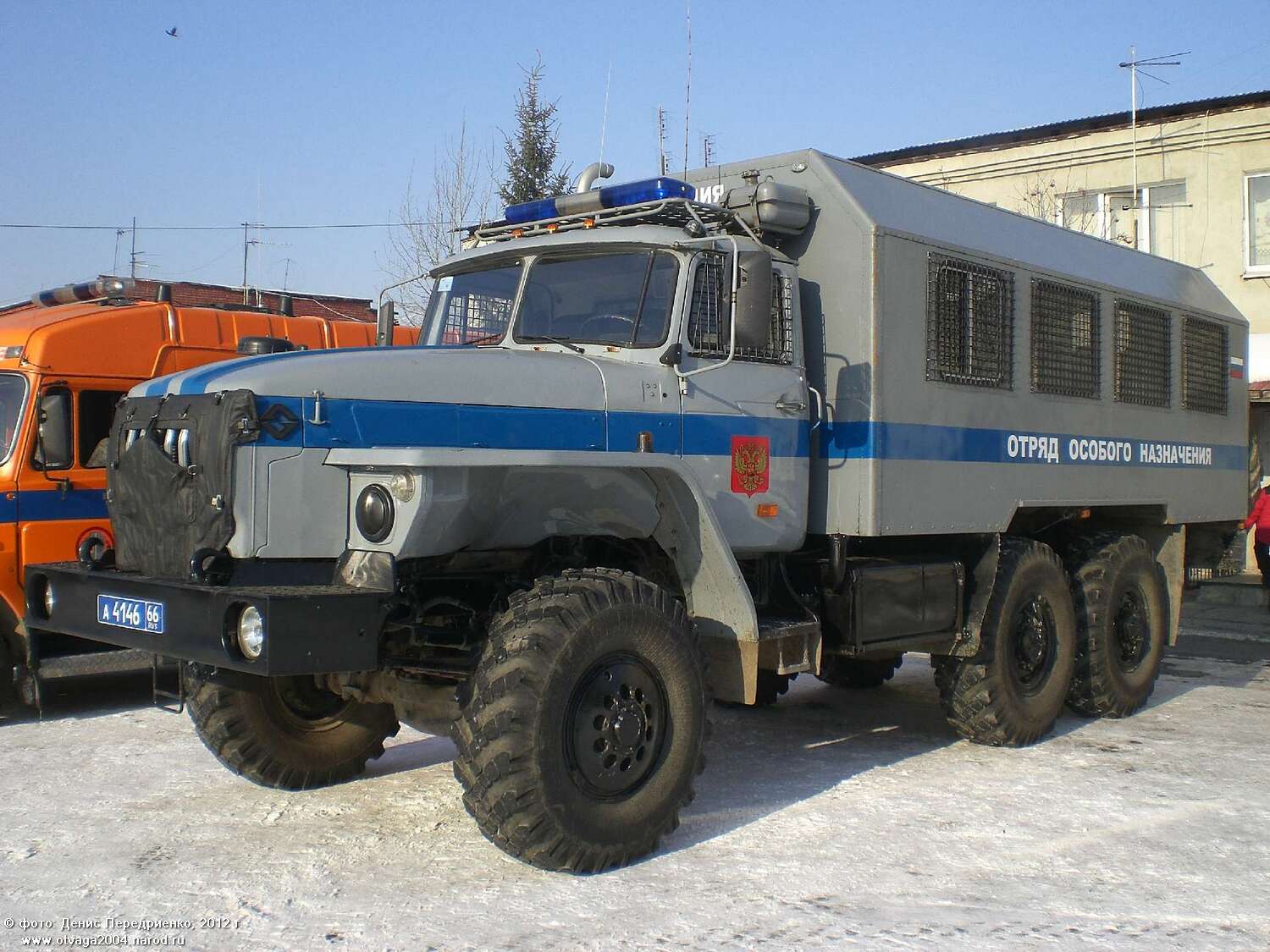 Автозак Урал 4320