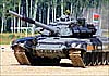 Белорусский Т-72БМ1 вывел свою команду в финал танкового биатлона